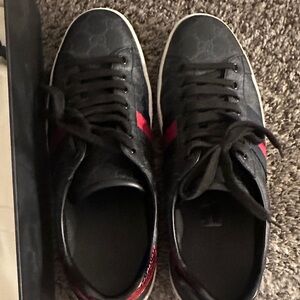 Gucci shoes
